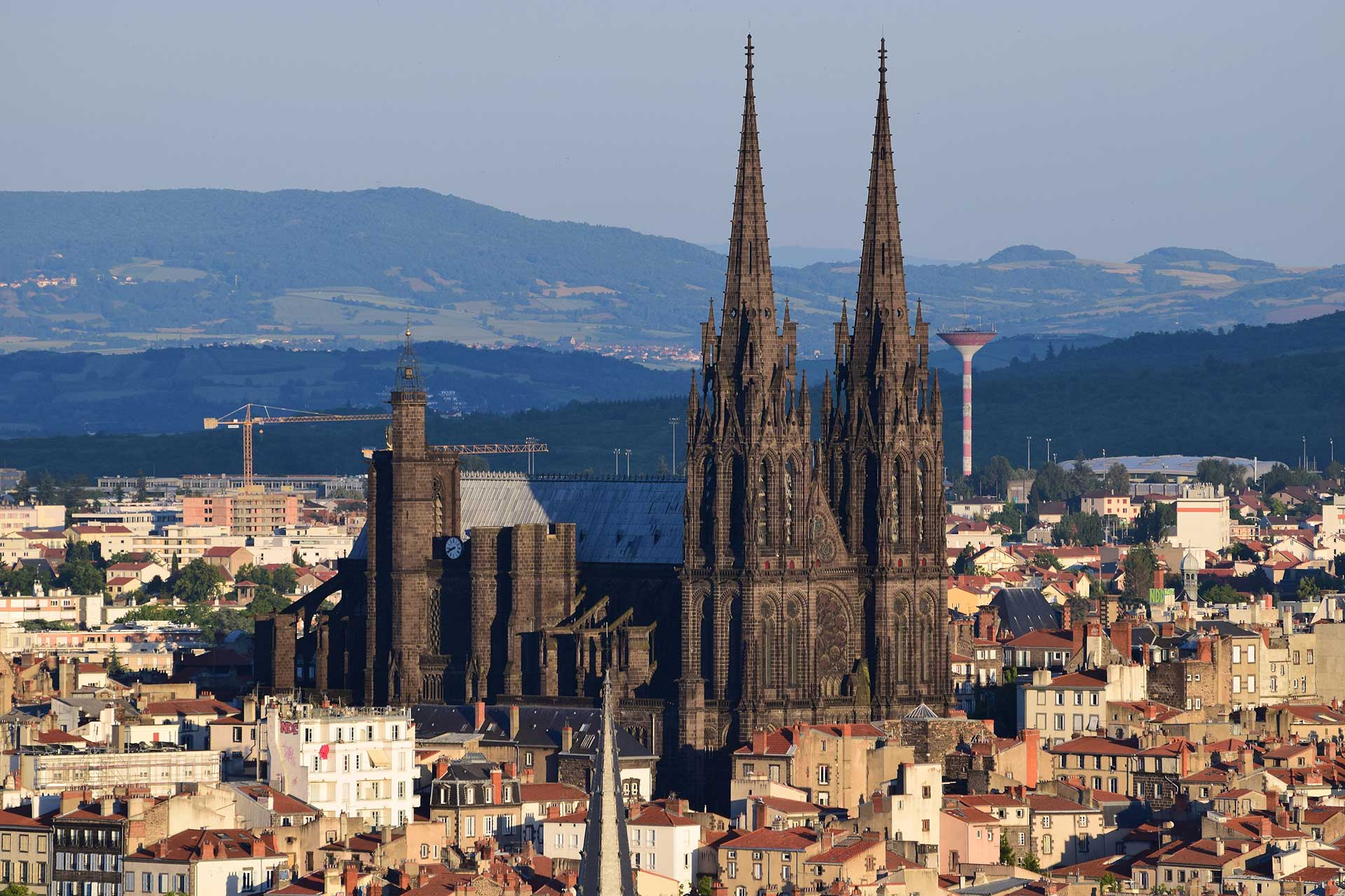Accueil 3 Cathedrale_clermont_montjuzet_2015